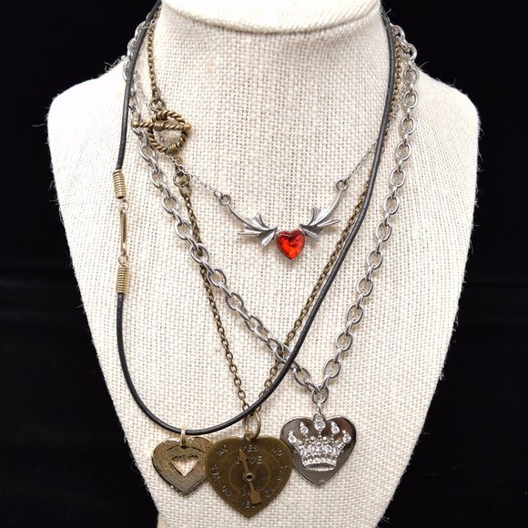 Bundle of 11 Heart Necklaces Mixed Metals Various Sizes Crafts Fashion Costume - Picture 4 of 9